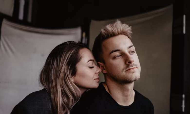 Why Pisces Is So Attractive to Aquarius?