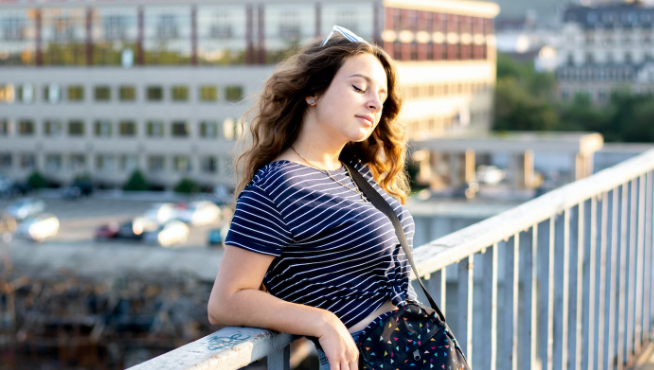 These Are the Signs Most Likely to End Up in an Almost Relationship