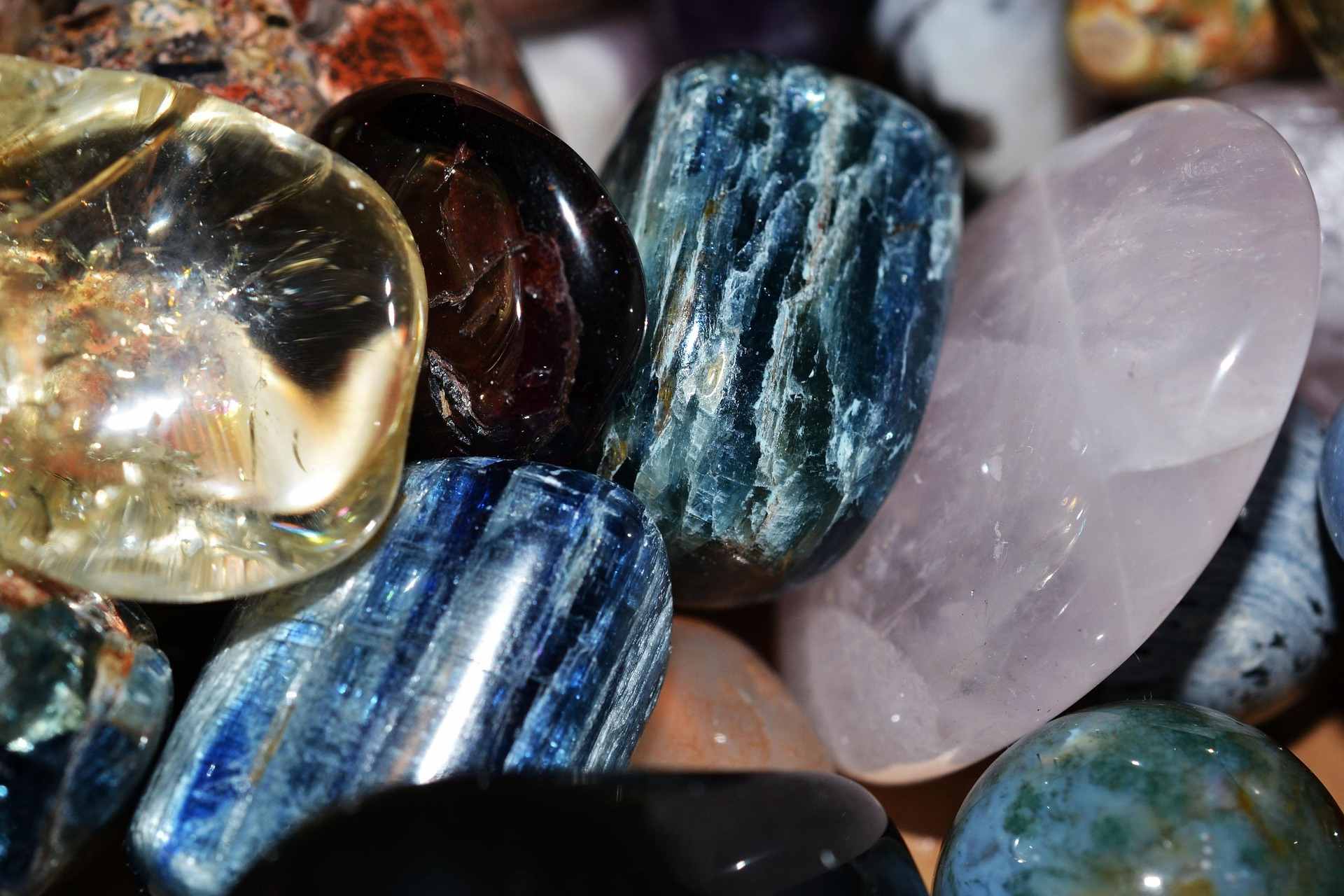 10 Crystals to Help Navigate Through Breakups