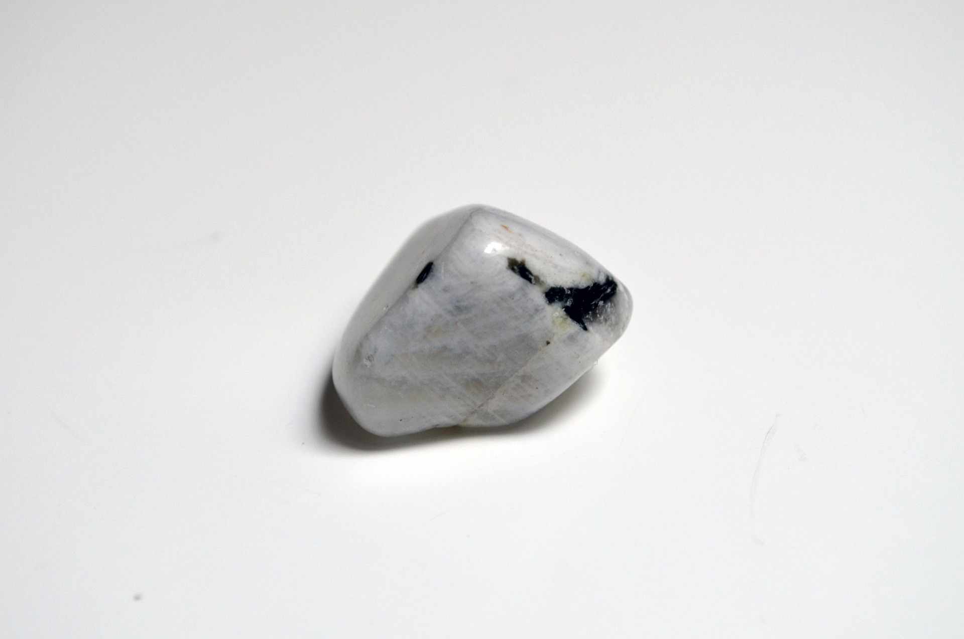The Best Crystals For Moon Phases – A Guide For Harnessing Moon Energy!