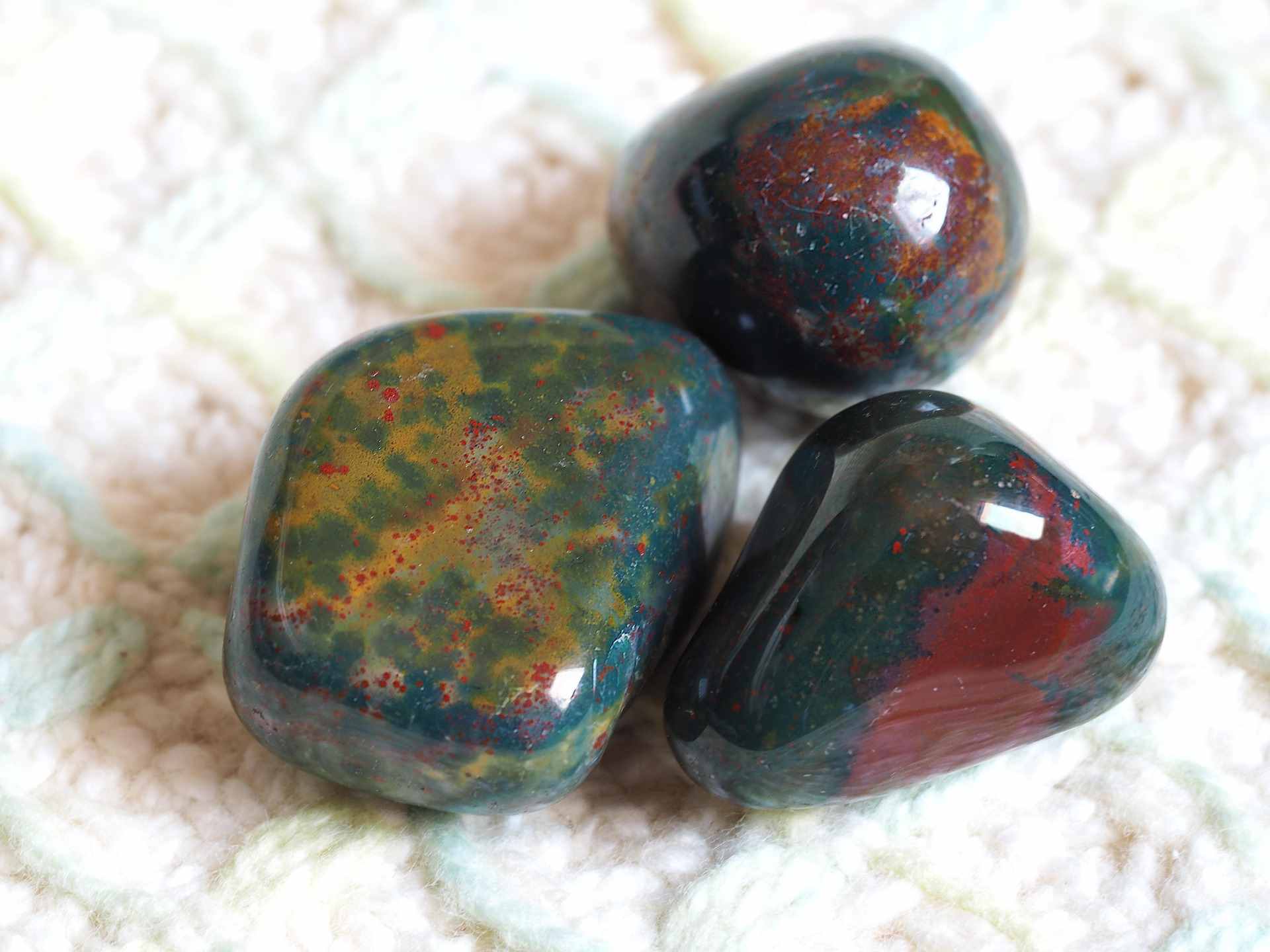 The Best and Most Powerful Healing Crystals for Aries Sign
