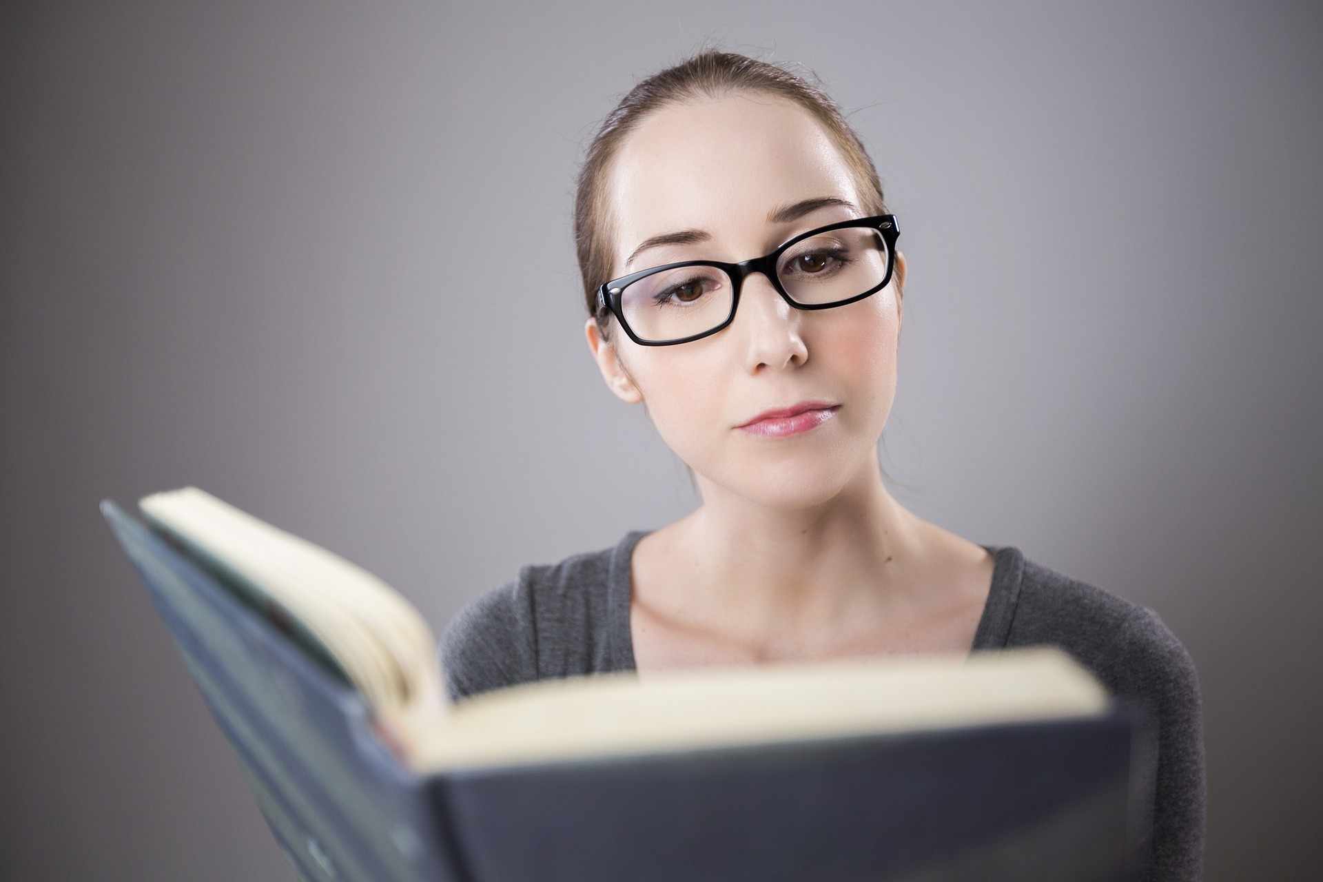 These 5 Zodiac Signs Are The Best At Reading People
