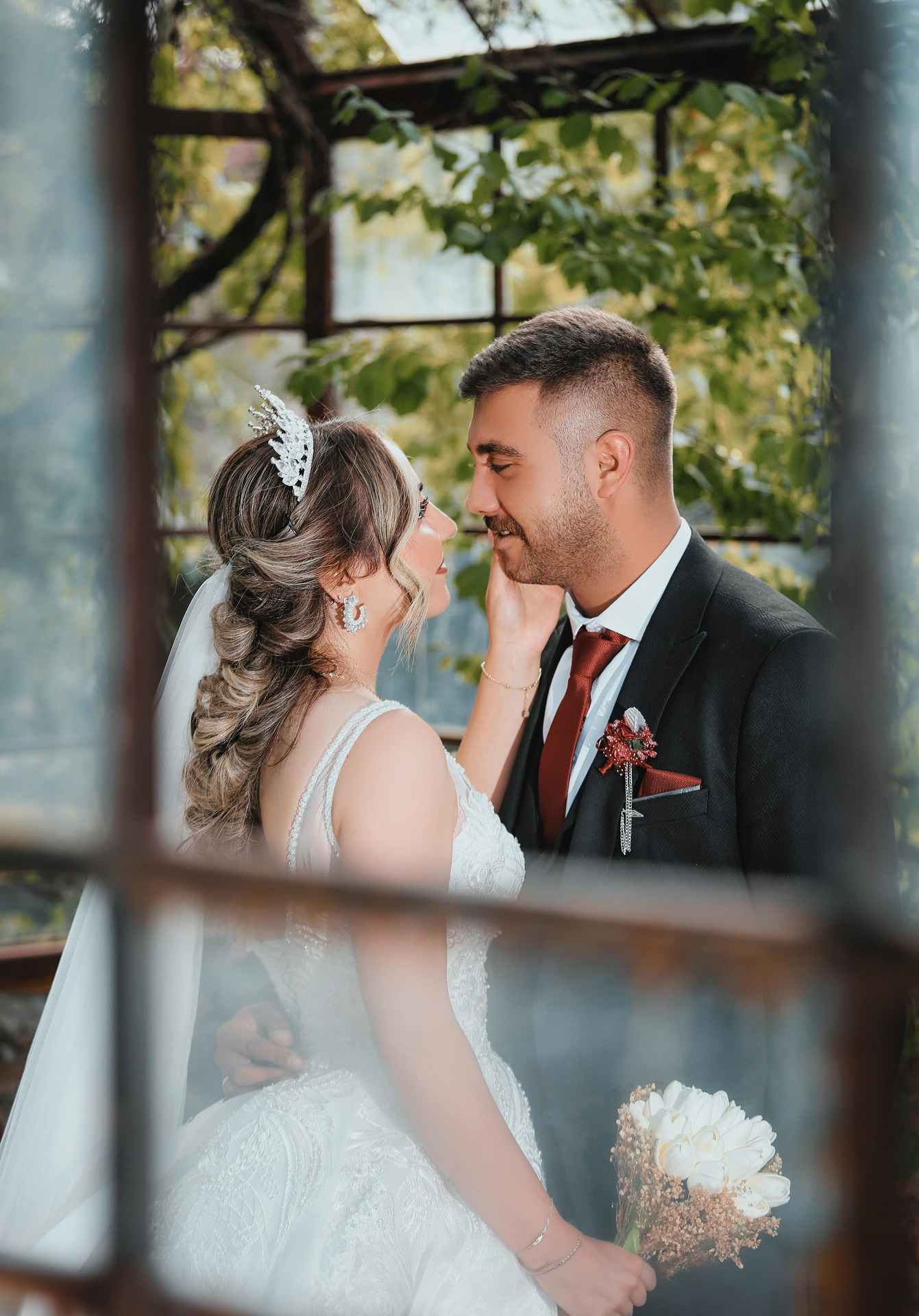 This Is How to Win a Man’s Heart (According to His Zodiac Sign)